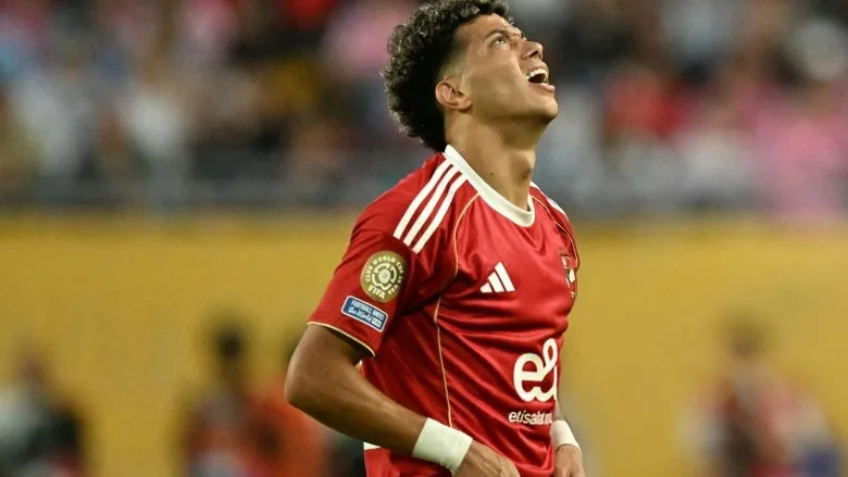 أسلوبه لا يتناسب مع النادي.. رد رسمي من الأهلي على تصريحات وكيل إمام عاشور