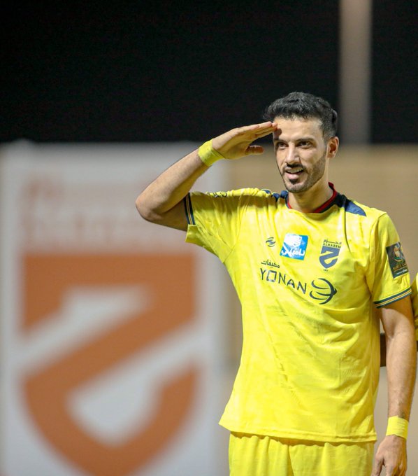 عمر السومة يفتتح