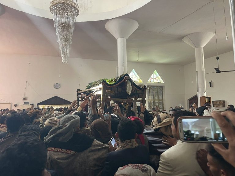 جنازة الفنان علي عنبة